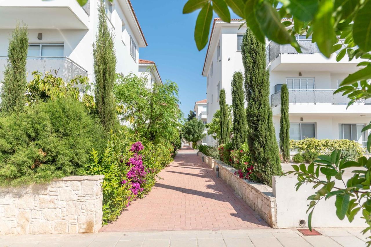 Mythical Sands Resort & Spa, Evilion Apartment Paralímni Kültér fotó