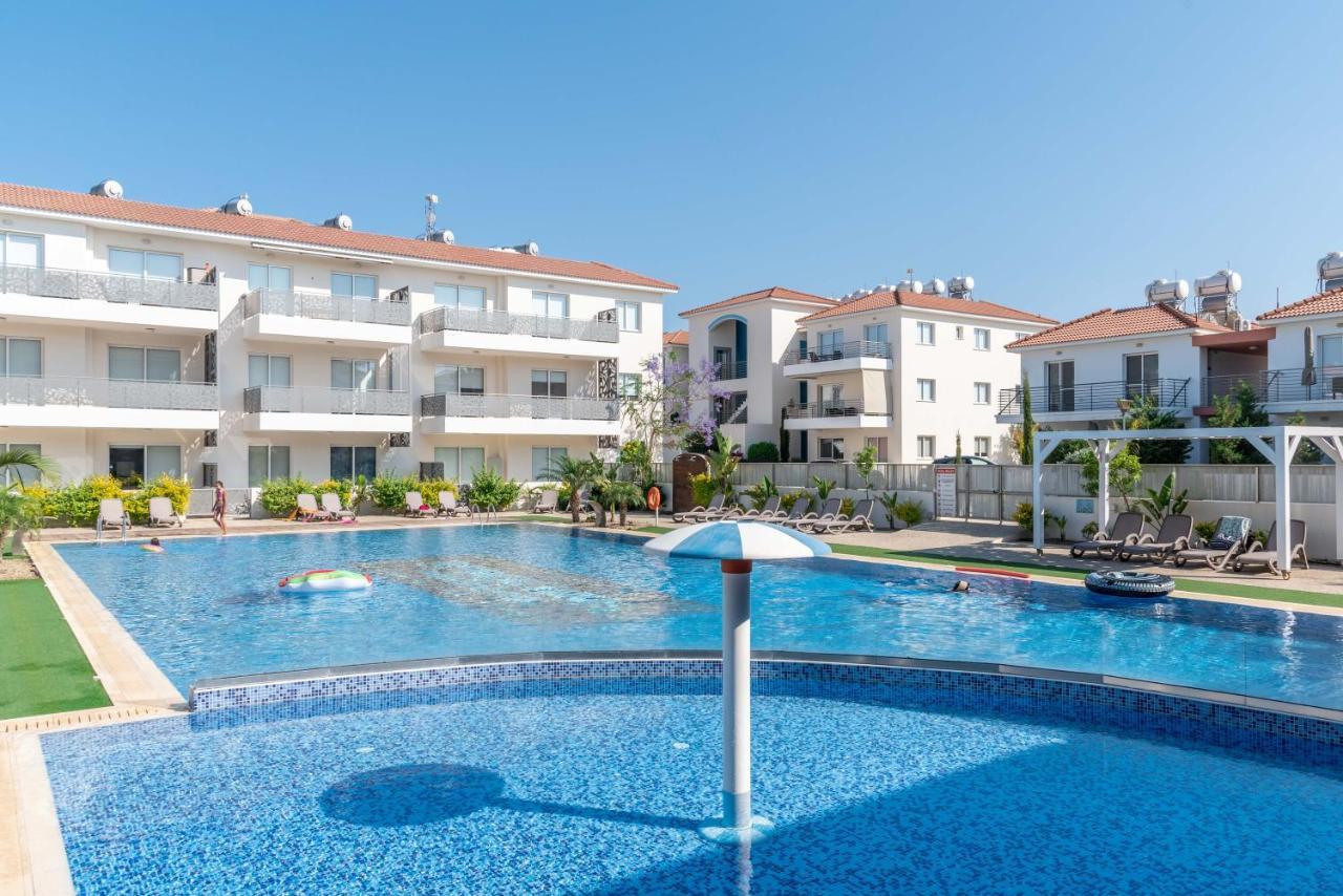 Mythical Sands Resort & Spa, Evilion Apartment Paralímni Kültér fotó