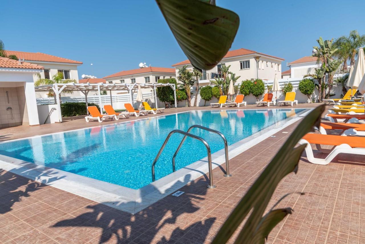 Mythical Sands Resort & Spa, Evilion Apartment Paralímni Kültér fotó