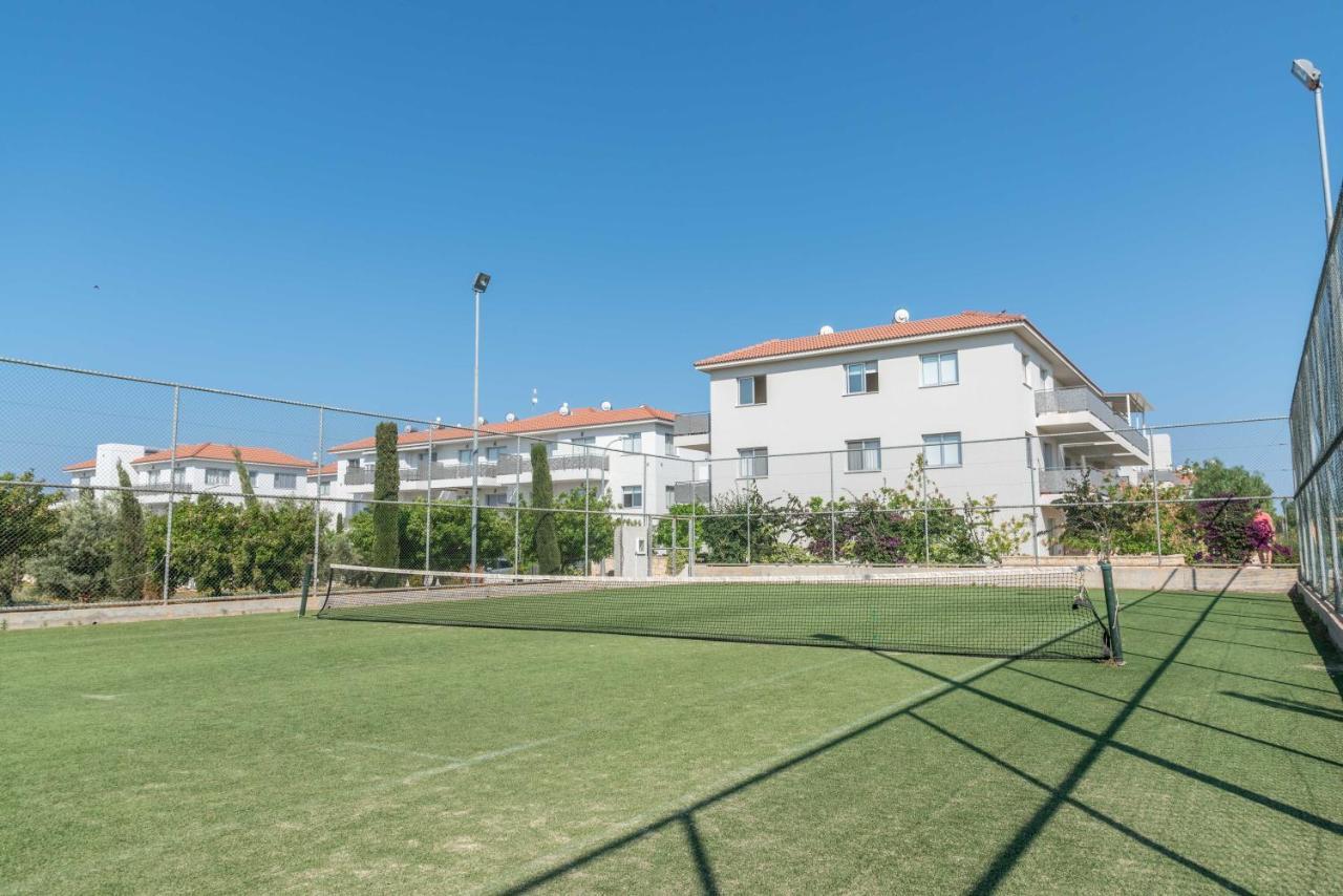 Mythical Sands Resort & Spa, Evilion Apartment Paralímni Kültér fotó